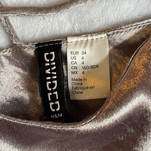 divided silk party top - Picture 2 of 3